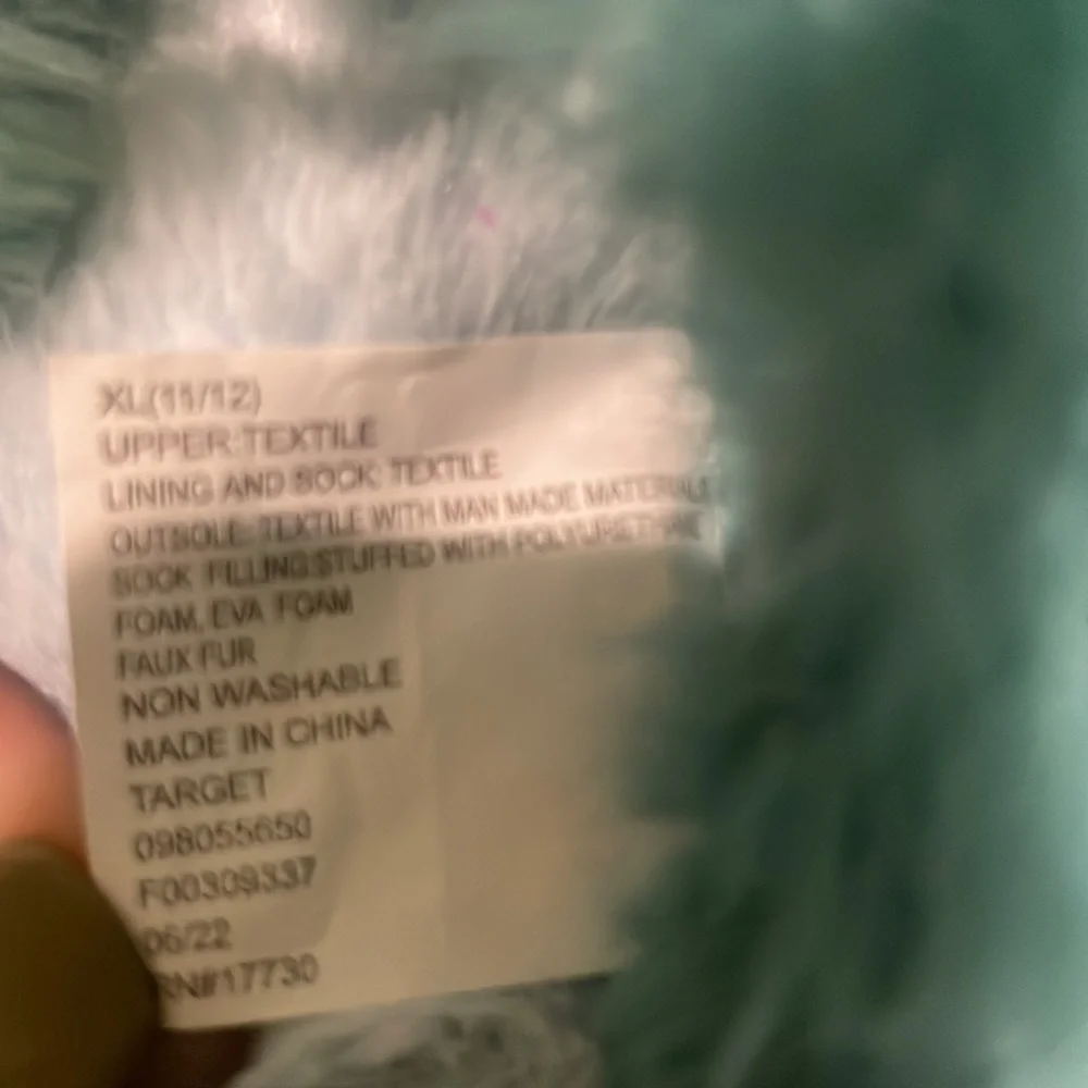 Slippers - Picture 4 of 4